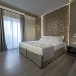 B&B Holygold **** 트리니타폴리