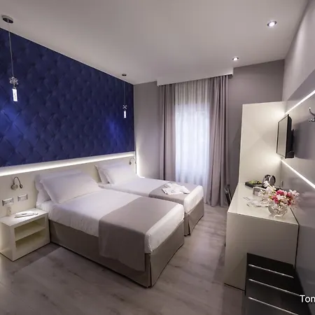 Holygold **** 4* Trinitapoli